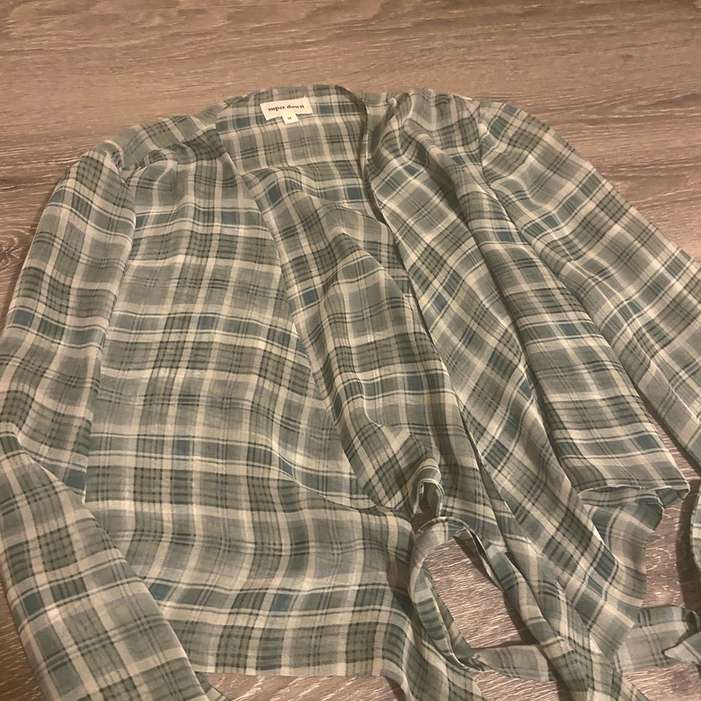 Superdown wrap top - Picture 3 of 4
